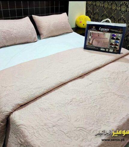 diamond bedspread beige