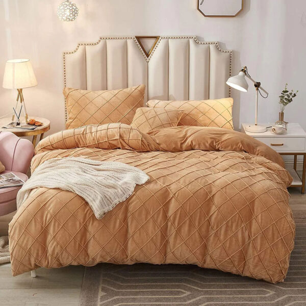 Velvet Pinch Pleats Duvet Set (Golden)