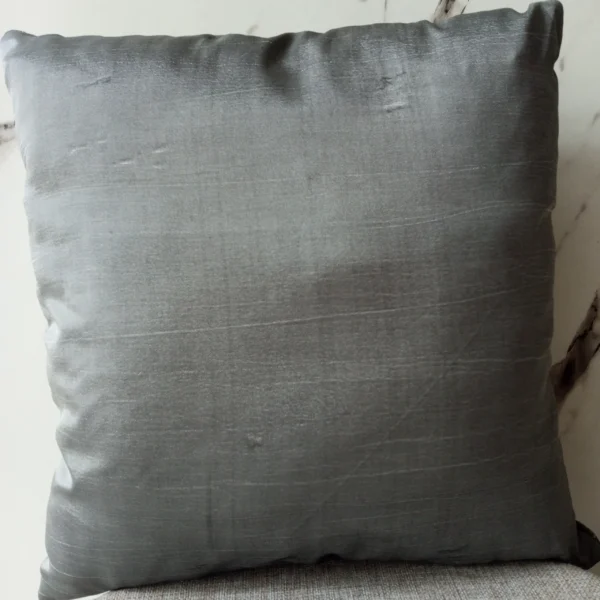 Luxury Jacquard Grey Velvet Cushion Cover – Patterned Design - Image 3